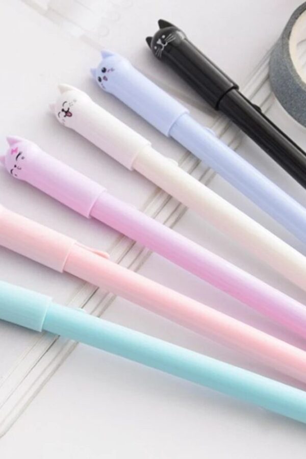 Lapicera con diseño de gatito.