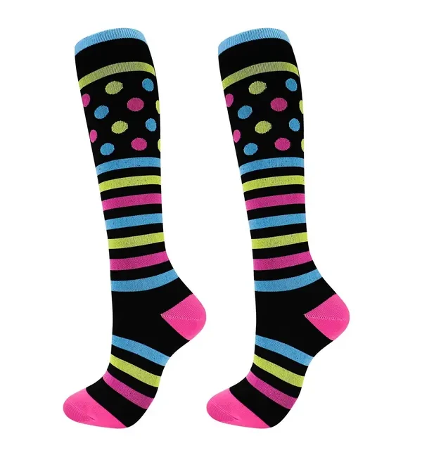 Medias de compresión unisex, diseños varios, S / M - Negra con lunares y lineas