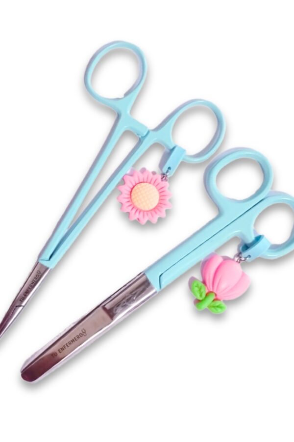 Kit Tijera de Mayo + Pinza con Charms de Flores – Rosa o Celeste. - Azul cielo
